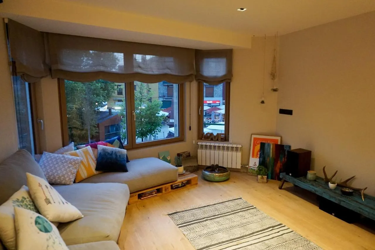 Piso Acogedor Y Moderno Con Garage En Puigcerda Centro Apartment 0*,